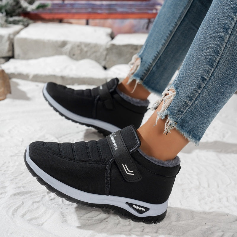 Halkfria vintervarma slip-on-sneakers🎁