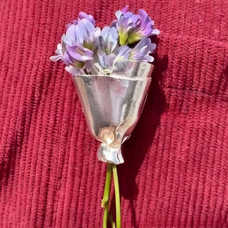 🌸Bärbar Blomsterbrosch Nål ✨