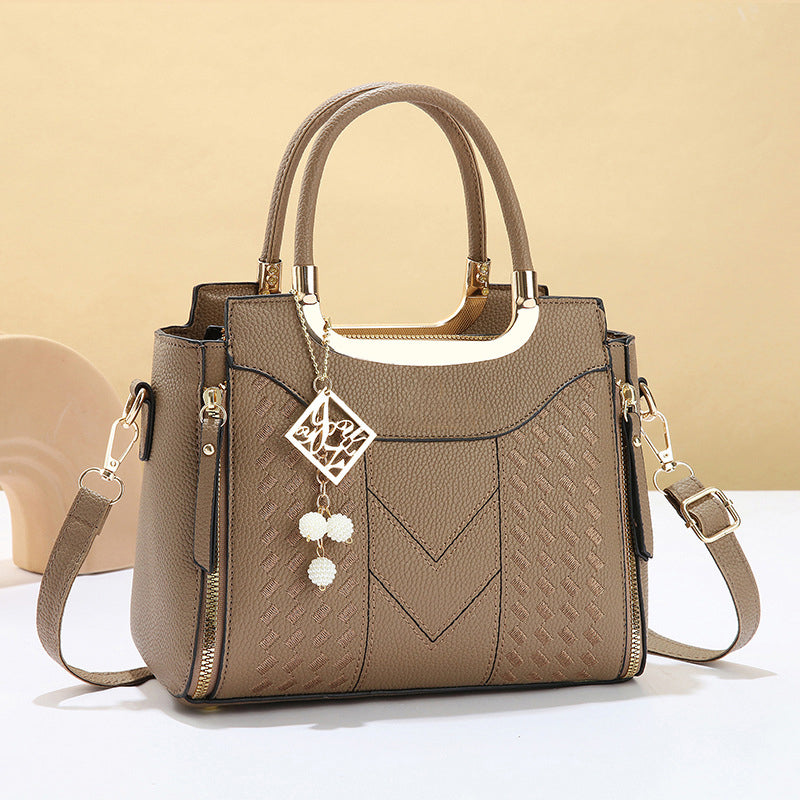 👜 50% RABATT NU! ✨ Dam Handväska med Topphandtag – V-sömnad, Guldbeslag & Flera Fack – Elegant & Rymlig för Arbete, Shopping eller Utekväll 💼
