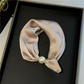 🌸Mjuk scarf med magnetiskt pärlspänne | Ingen knut behövs – enkel elegans på några sekunder