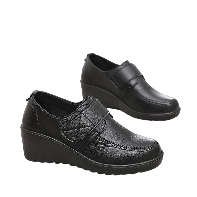 🔥 Tidsbegränsat erbjudande ✨ Vattentäta och bekväma arbetsskor 👞 Skydd, stöd och komfort för varje arbetsdag