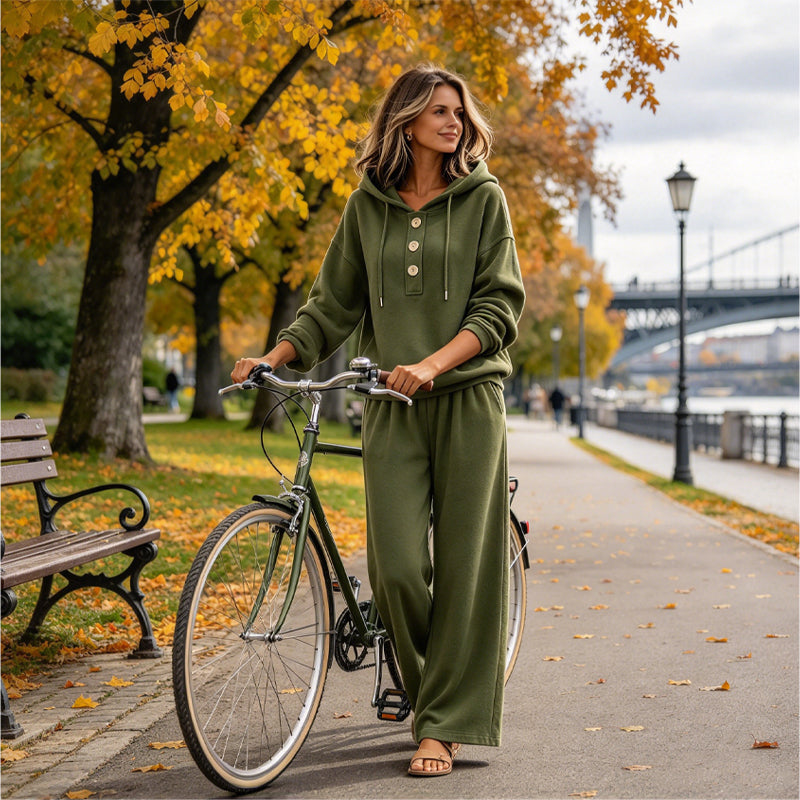 ✈️Fri frakt✨ Ny kollektion 🤍 Set med damhoodie och loungebyxor – bekväm passform, avslappnad stil och perfekt för avslappnade dagar