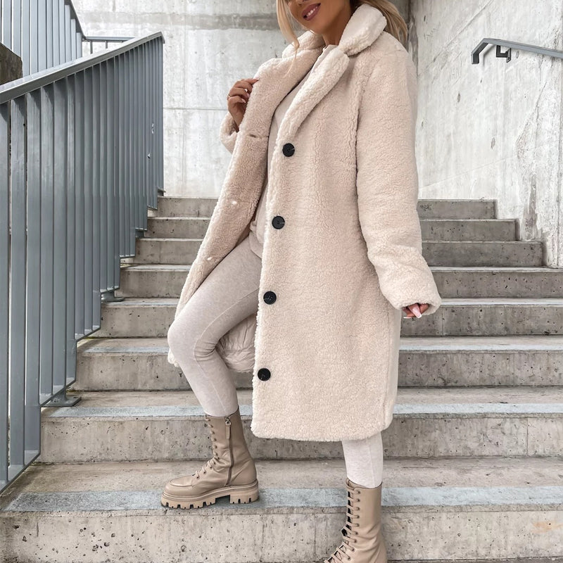 Varm plyschrock med knappar och kavajkrage för kvinnor – Mjuk, elegant och bekväm i vinterkylan 🧥❄️✨